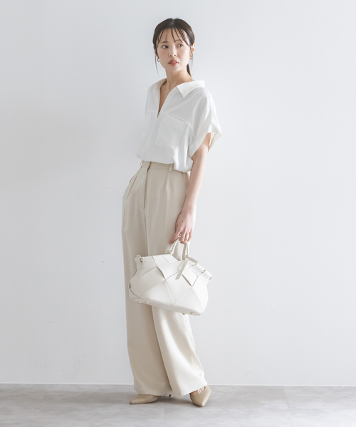 Noble(ノーブル)の「ワークディテールノースリブラウス(シャツ/ブラウス・レディース・ホワイト/チャコールグレー・FREE)」の21枚目の写真