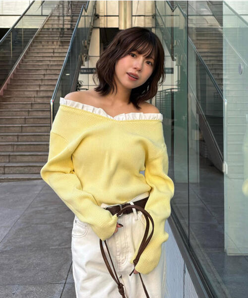 FREE'S MART(フリーズマート)の「◆【RIO企画】フリルドッキングVネックニット〈MFM〉(ニット/セーター・レディース・ネイビー/イエロー/グレー・FREE)」の3枚目の写真