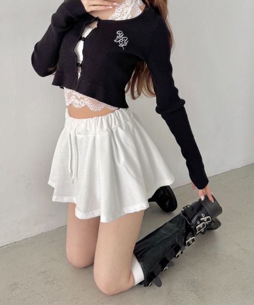 Loueme(ルエム)の「マイクロミニスカートレイヤーショートパンツ(その他パンツ・レディース・グレー/ホワイト/ブラック・FREE)」の5枚目の写真