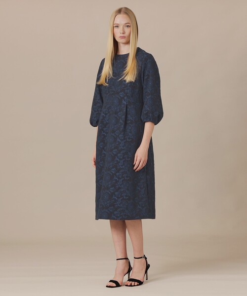 MACKINTOSH LONDON(マッキントッシュ ロンドン)の「【BIBURY FLOWER】バイブリージャカードワンピース(ワンピース・レディース・ネイビー・40/38)」の9枚目の写真