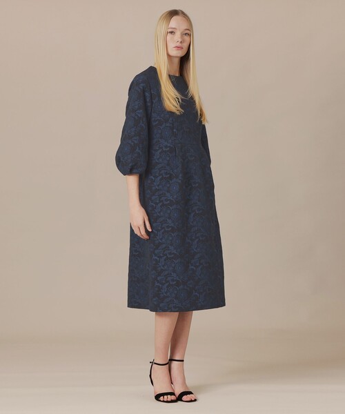 MACKINTOSH LONDON(マッキントッシュ ロンドン)の「【BIBURY FLOWER】バイブリージャカードワンピース(ワンピース・レディース・ネイビー・40/38)」の8枚目の写真