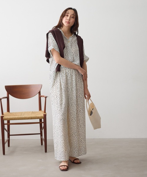 Elura(エルーラ)の「スクエアートゥ華奢サンダル/646445(サンダル・レディース・ブラック/ブラウン・SMALL/MEDIUM/LARGE)」の11枚目の写真