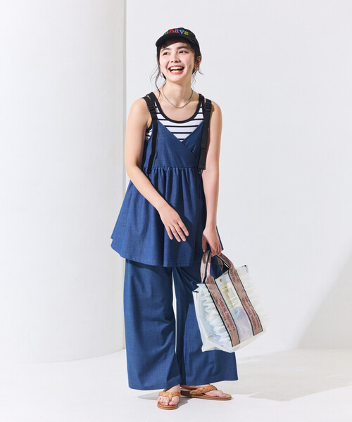 FREAK'S STORE（フリークスストア）の「THOUSAND MILE × FREAK'S STORE/サウザンドマイル 別注 UVカット カシュクールキャミ セットアップ/デニムライク/花柄（セットアップ・レディース・その他9/ネイビー・ﾌﾘ-）」の21枚目の写真