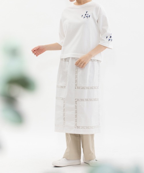 nop de nod(ノップドゥノッド)の「USコットンフラワー刺繍5分袖Tシャツ(Tシャツ/カットソー・レディース・オフホワイト/ライトピンク/ブラック・3)」の19枚目の写真