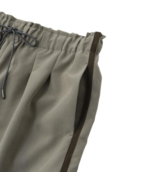 DRESSLAVE(ドレスレイブ)の「gather balloon line pants(ギャザーバルーンラインパンツ)(その他パンツ・レディース・グレー/ブラック・38/36)」の12枚目の写真