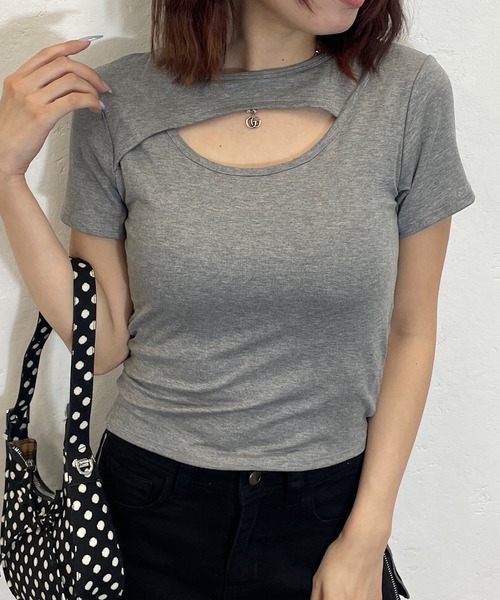 ROGER AND RAW（ロジャーアンドロウ）の「[カップ付き]カットオフクロップドTシャツ（Tシャツ/カットソー・レディース・ブラック/グレー/ホワイト/ブラウン・FREE）」の14枚目の写真