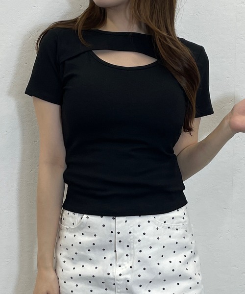 ROGER AND RAW（ロジャーアンドロウ）の「[カップ付き]カットオフクロップドTシャツ（Tシャツ/カットソー・レディース・ブラック/グレー/ホワイト/ブラウン・FREE）」の10枚目の写真