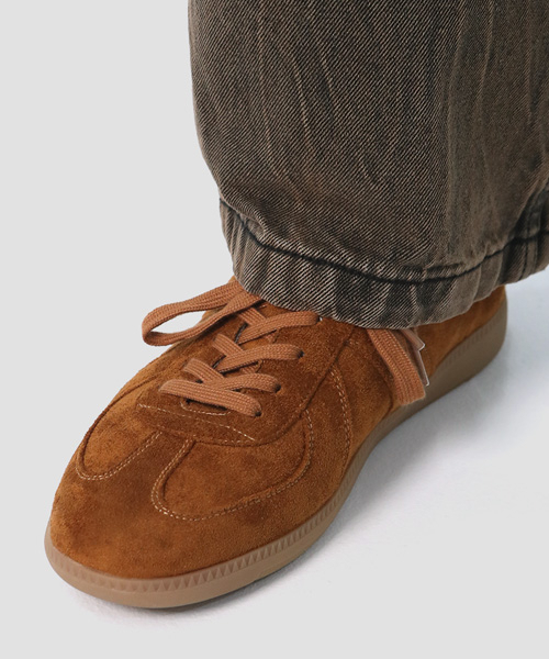 PASCOROZEN(パスコロゼン)の「26Paco JC3304 Pawn Germany Millie Sneakers 58.5(スニーカー・メンズ・キャメル・25cm/25.5cm/26cm/26.5cm/27cm/27.5cm/28cm)」の1枚目の写真