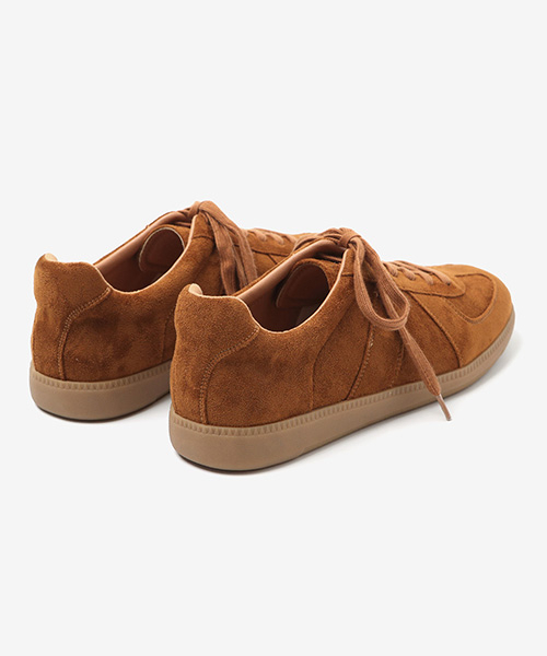 PASCOROZEN(パスコロゼン)の「26Paco JC3304 Pawn Germany Millie Sneakers 58.5(スニーカー・メンズ・キャメル・25cm/25.5cm/26cm/26.5cm/27cm/27.5cm/28cm)」の3枚目の写真