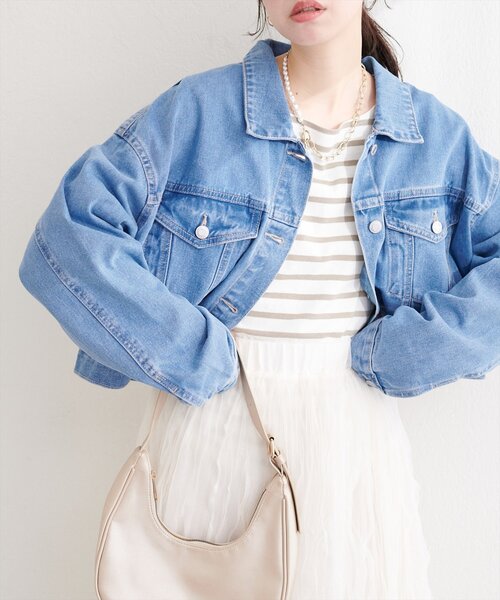 natural couture(ナチュラルクチュール)の「ショートデニムジャケット(デニムジャケット・レディース・ブラック/ブルー/サックスブルー・FREE)」の1枚目の写真