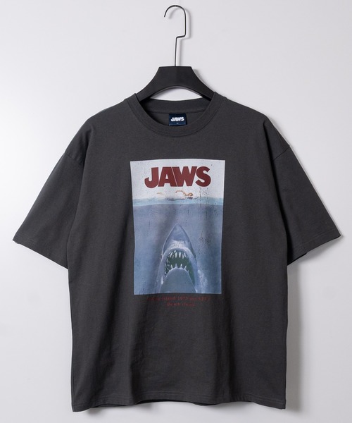 JOHN'S CLOSET（ジョンズクローゼット）の「【15】〔JAWS/ジョーズ〕ポスタープリント ユーズドライク半袖Tシャツ（Tシャツ/カットソー・メンズ・ブラック系1/ホワイト系2/ホワイト系1/ブラック系2・X-LARGE/LARGE/MEDIUM）」の5枚目の写真