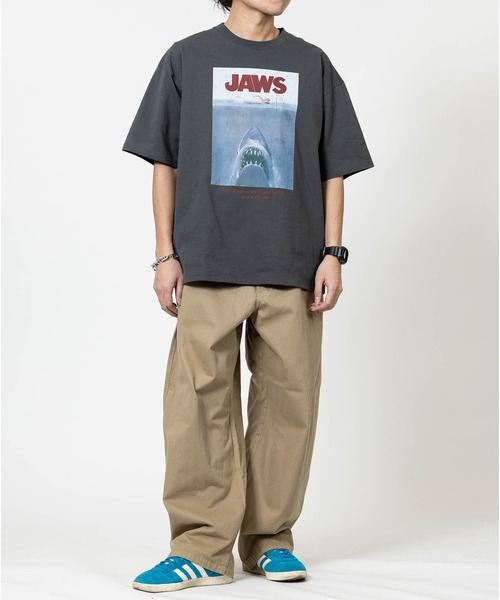 JOHN'S CLOSET（ジョンズクローゼット）の「【15】〔JAWS/ジョーズ〕ポスタープリント ユーズドライク半袖Tシャツ（Tシャツ/カットソー・メンズ・ブラック系1/ホワイト系2/ホワイト系1/ブラック系2・X-LARGE/LARGE/MEDIUM）」の17枚目の写真