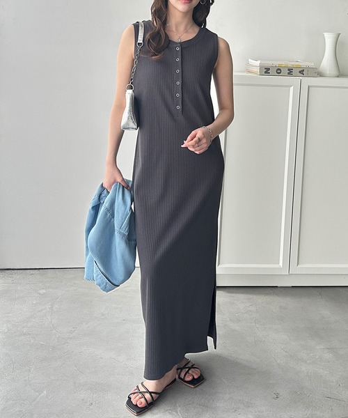 GeeRA(ジーラ)の「全骨格対応!前後2WAY細見えヘンリーネックタンクワンピース(ワンピース・レディース・ブラック/チャコール・SMALL/MEDIUM/LARGE/X-LARGE)」の21枚目の写真