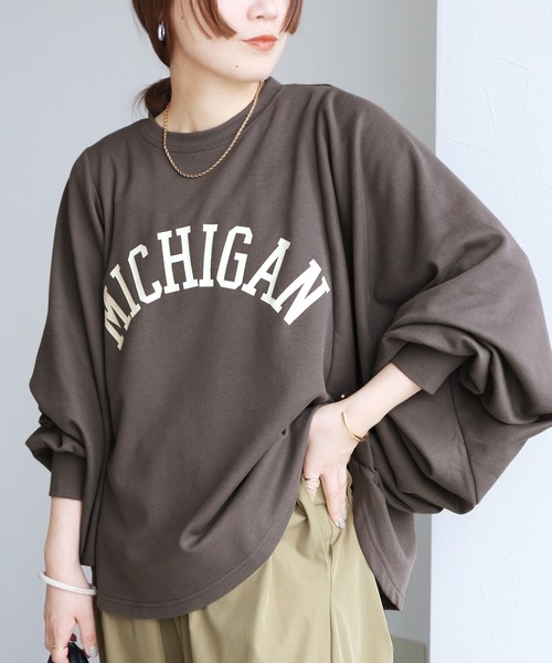 reca（レカ）の「袖ボリュームドルマンプルオーバー（Tシャツ/カットソー・レディース・グレイッシュベージュ/トップグレー/チャコール・FREE）」の4枚目の写真