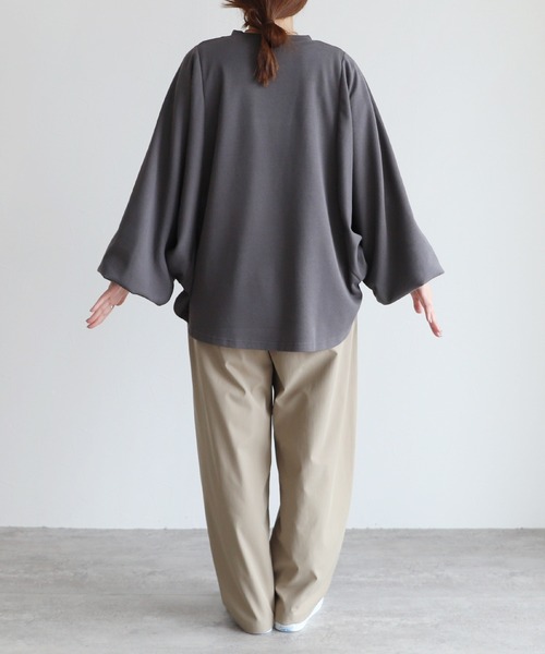 reca（レカ）の「袖ボリュームドルマンプルオーバー（Tシャツ/カットソー・レディース・グレイッシュベージュ/トップグレー/チャコール・FREE）」の20枚目の写真