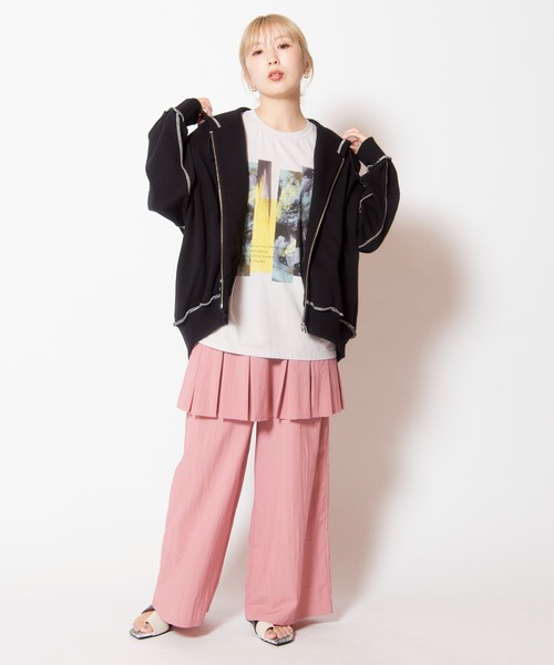 OSMOSIS（オズモーシス）の「バックツイストパーカ（Tシャツ/カットソー・レディース・ブラック/ライトベージュ/ブルー/グレー・ONE SIZE）」の17枚目の写真