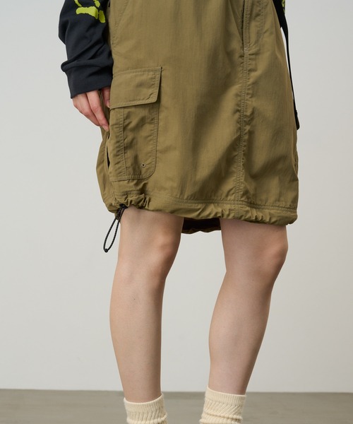 Gramicci(グラミチ)の「CONVERTIBLE CARGO SKIRT / コンバーチブルカーゴスカート Gramicci グラミチ(スカート・レディース・ブラック/カーキ・XL/L/M/S)」の7枚目の写真