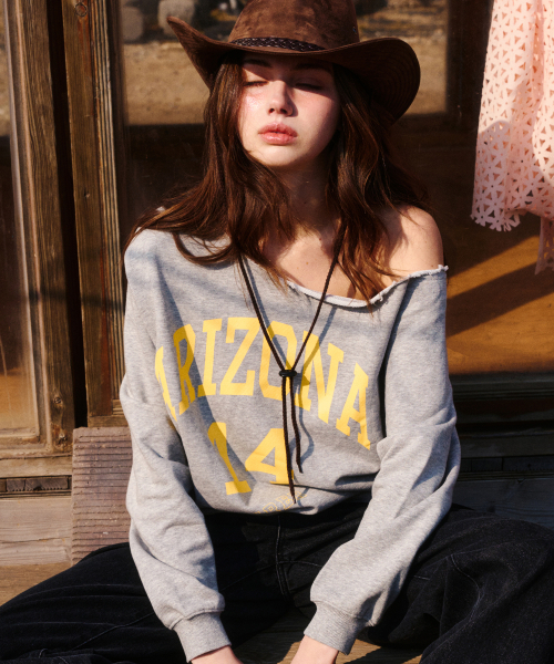 ERER(エルエル)の「Off-shoulder Arizona Sweatshirt Melange Gray(スウェット・レディース・ライトグレー・F)」の7枚目の写真