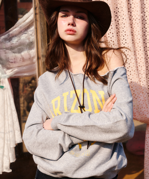ERER(エルエル)の「Off-shoulder Arizona Sweatshirt Melange Gray(スウェット・レディース・ライトグレー・F)」の9枚目の写真