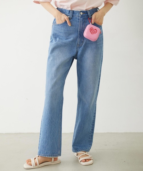 MILKFED.(ミルクフェド)の「STRAIGHT DENIM PANTS(デニムパンツ・レディース・インディゴブルー/ブラック/ライトブルー・S/M)」の3枚目の写真