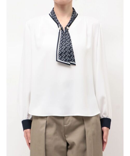 TONAL（トーナル）の「スカーフタイパールブラウス（シャツ/ブラウス・レディース・ピンク/ネイビー/オフホワイト・MEDIUM）」の10枚目の写真