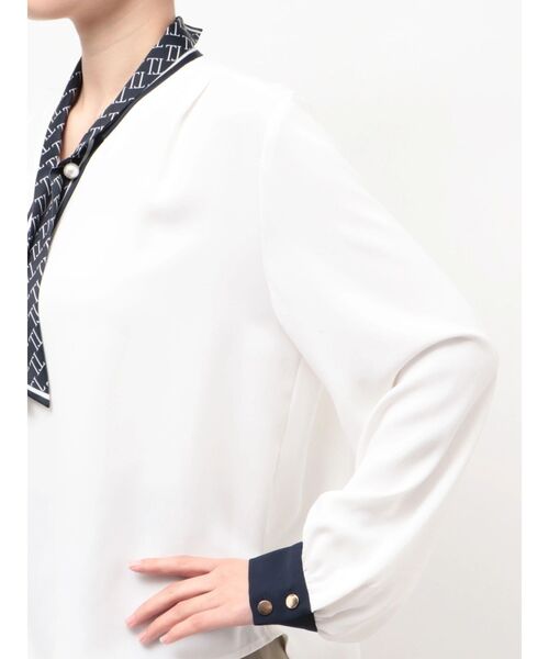 TONAL（トーナル）の「スカーフタイパールブラウス（シャツ/ブラウス・レディース・ピンク/ネイビー/オフホワイト・MEDIUM）」の14枚目の写真