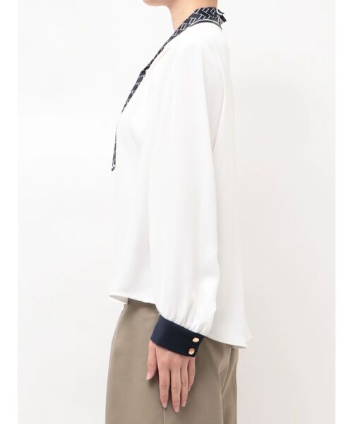 TONAL（トーナル）の「スカーフタイパールブラウス（シャツ/ブラウス・レディース・ピンク/ネイビー/オフホワイト・MEDIUM）」の13枚目の写真