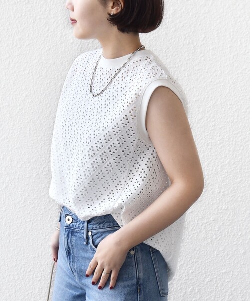 SHIPS(シップス)の「〈手洗い可能〉アイレット ノースリーブ フレア プルオーバー(Tシャツ/カットソー・レディース・ライトグリーン/ホワイト/ブラック・ONE SIZE)」の17枚目の写真