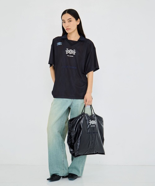 TOGA PULLA(トーガ プルラ)の「【TOGA TOO/トーガトゥー】Tote bag UMBRO SP/アンブロコラボレーション/トートバッグ(トートバッグ・レディース・ブラック・FREE)」の5枚目の写真