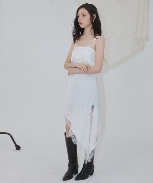 ENVYM（アンビー）の「サテンレースアシメワンピース（ワンピース・レディース・ブラック/ブラウン/ホワイト・FREE）」の6枚目の写真