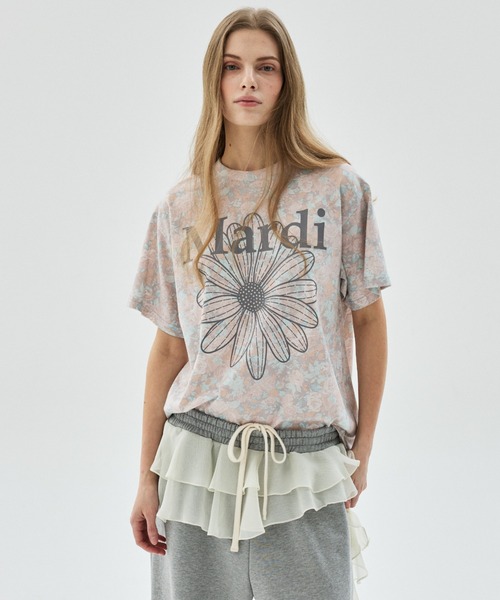 Mardi Mercredi(マルディメクルディ)の「TSHIRT FLEUR FLOWERMARDI / Tシャツ フルール フラワーマルディ(Tシャツ/カットソー・レディース・ピンクベージュ/ベージュ/パープル/ブルーグレー・FREE)」の16枚目の写真