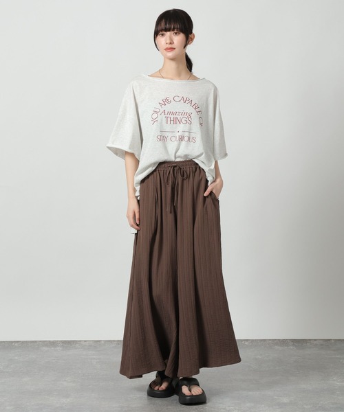 LAKOLE（ラコレ）の「スラブアソートロゴT / 671506（Tシャツ/カットソー・レディース・杢グレー/チャコール/イエロー・FREE）」の4枚目の写真