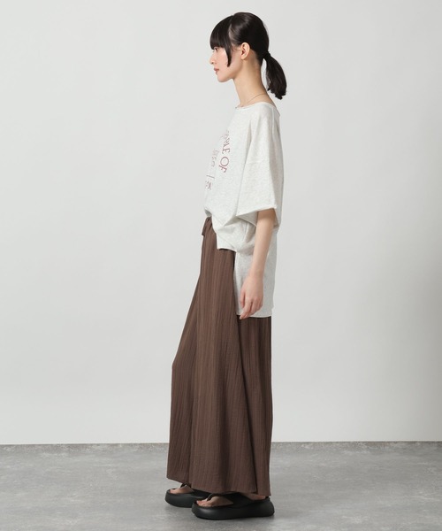 LAKOLE（ラコレ）の「スラブアソートロゴT / 671506（Tシャツ/カットソー・レディース・杢グレー/チャコール/イエロー・FREE）」の5枚目の写真