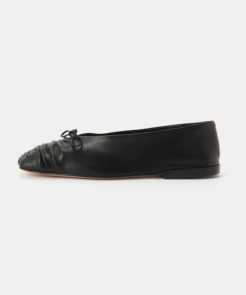 JVAM(ジェーヴィエーエム)の「JVAM/ジェイヴィエーエム CARIN GATHER FLAT(その他シューズ・レディース・ベージュ/ブラック・23cm/23.5cm/24cm/24.5cm)」の6枚目の写真