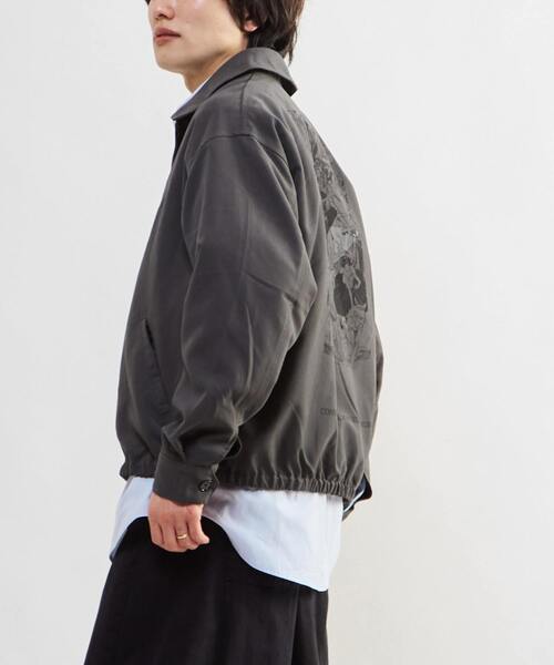 CONVERSE TOKYO（コンバーストウキョウ）の「【CLAMP】『X-エックス-』GRAPHIC COACH JACKET（ブルゾン・レディース・チャコールグレー・FREE）」の8枚目の写真