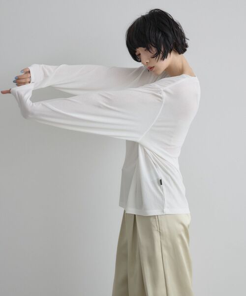 kivi(キヴィ)の「シアーオーバーT(Tシャツ/カットソー・レディース・ライトグリーン/ブラック/オフホワイト・FREE)」の11枚目の写真