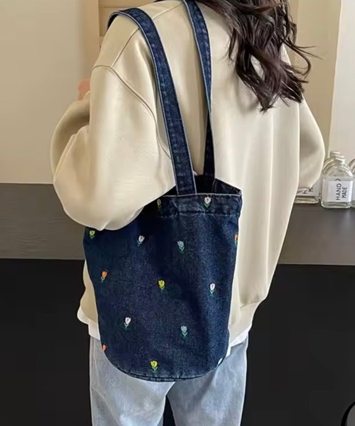 ammy.(エイミードット)の「【 ammy. / エイミードット 】 ミニ フラワー 刺繍 デニム トートバッグ(トートバッグ・レディース・ブラック/ライトブルー/ブルー・FREE)」の1枚目の写真