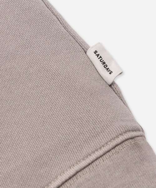 Saturdays NYC(サタデーズ ニューヨークシティ )の「Elliott Pigment Dyed SS Sweat(Tシャツ/カットソー・メンズ・グレー/ブラック系その他・XL/M/S/L)」の6枚目の写真