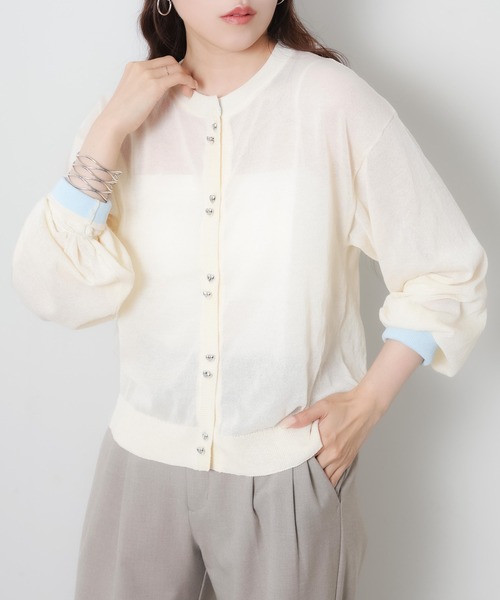 Riberry(リベリー)の「【接触冷感】ハートボタン配色シアーカーディガン(カーディガン/ボレロ・レディース・アイボリー/ブラック/グレー/イエロー・FREE)」の5枚目の写真