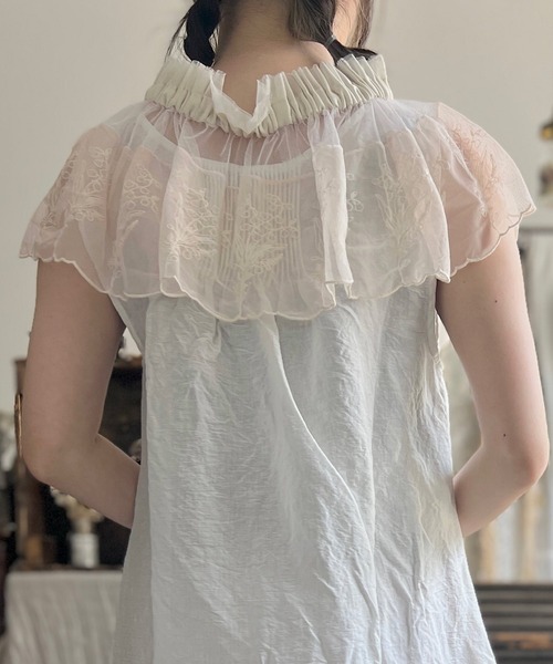 m.soeur(エムスール)の「スズランチュールのつけ襟(付け襟・レディース・グレー/ピンク・FREE)」の4枚目の写真