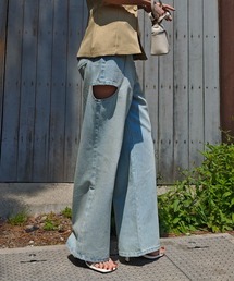 esutoreja（エストレジャ）の「サイドカットアウトデニムパンツ（デニムパンツ）」