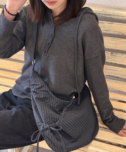 UNDERSTATEMENTs(アンダーステイトメント)の「【ユニセックス】チェックギャザーショルダーバッグ(ショルダーバッグ・メンズ・ネイビー/レッド/グリーン/グレー・FREE)」の15枚目の写真