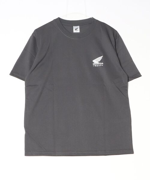 sanrio（サンリオ）の「【HONDA/ホンダ×Sanrio/サンリオ】HONDA×はぴだんぶい　コラボ半袖プリントTシャツ(ＤＲＹ）（Tシャツ/カットソー・メンズ・ブラック/レッド/スミクロ/オートミール・MEDIUM/LARGE）」の2枚目の写真