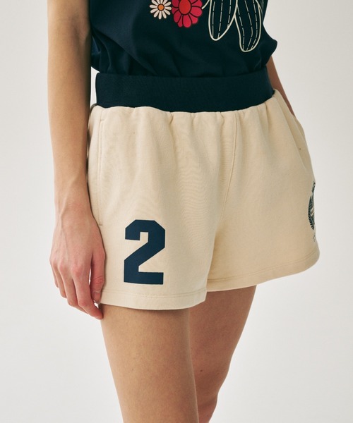Mardi Mercredi（マルディメクルディ）の「MINI SHORTS ORIGINALIS 25 / ミニ ショーツ オリジナルス 25（スウェットパンツ・レディース・クリーム/バーガンディー/ネイビー/グレー・FREE）」の13枚目の写真