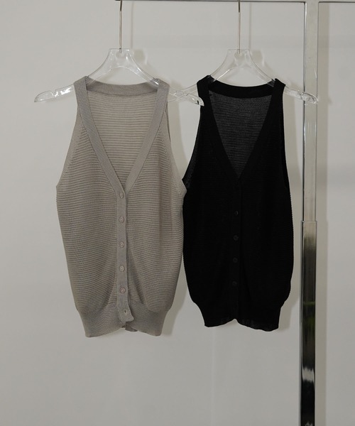 chuclla(チュクラ)の「Vネックリブニットベスト chw26s346(Tシャツ/カットソー・レディース・ベージュ/ブラック・FREE)」の17枚目の写真