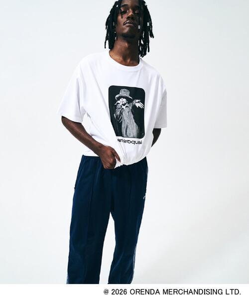 tk.TAKEO KIKUCHI（ティーケータケオキクチ）の「【Music Selection】Jamiroquai／ジャミロクワイ Tシャツ（Tシャツ/カットソー・メンズ・ブラック/ホワイト・03/02）」の8枚目の写真