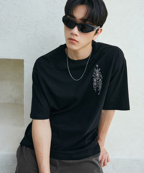 GAKKAI UNIONS(ガッカイユニオンズ)の「サンシャイン刺繍半袖Tシャツブラック(Tシャツ/カットソー・レディース・その他・MEDIUM/LARGE)」の3枚目の写真