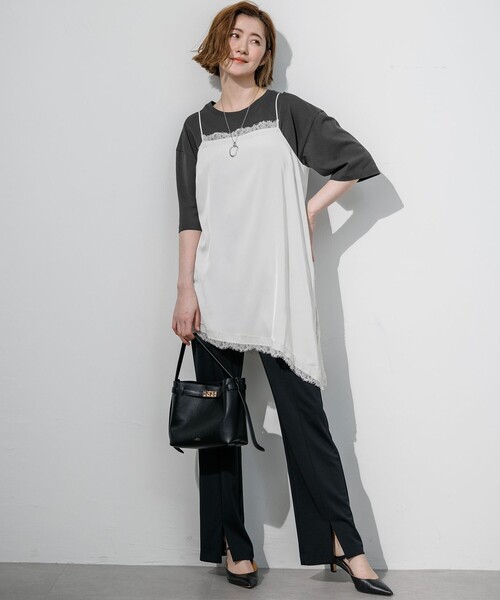 23区 L(ニジュウサンクオオキイサイズ)の「ドロップショルダー メッセージ ロゴTシャツ(Tシャツ/カットソー・レディース・グレー系/オールドローズ系/ホワイト系・44/46)」の21枚目の写真