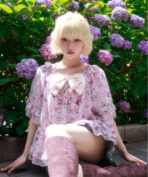 myu:loret(ミュウロレット)の「花柄フリルポンチョ(シャツ/ブラウス・レディース・ピンク/ホワイト・FREE)」の7枚目の写真