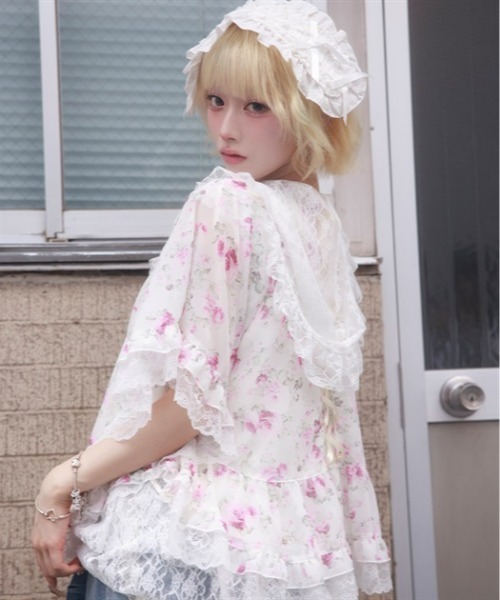 myu:loret(ミュウロレット)の「花柄フリルポンチョ(シャツ/ブラウス・レディース・ピンク/ホワイト・FREE)」の15枚目の写真